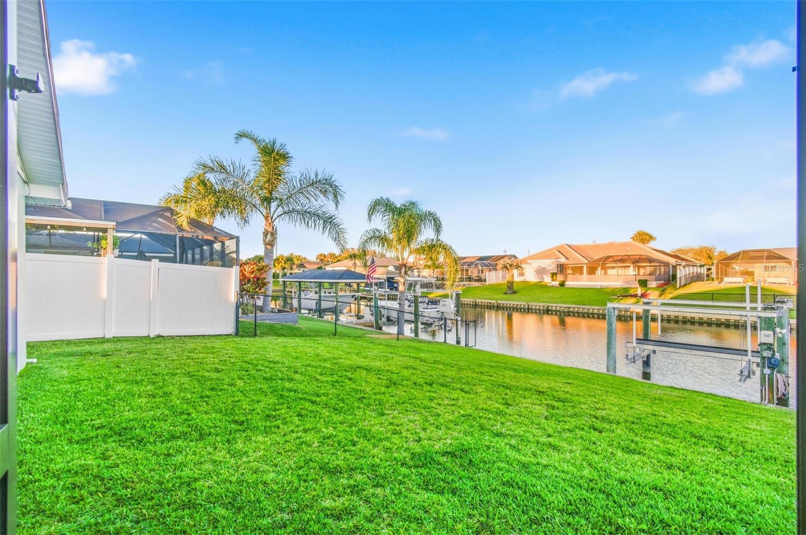 Image 46 of 63 For 7 Clarendon Court S