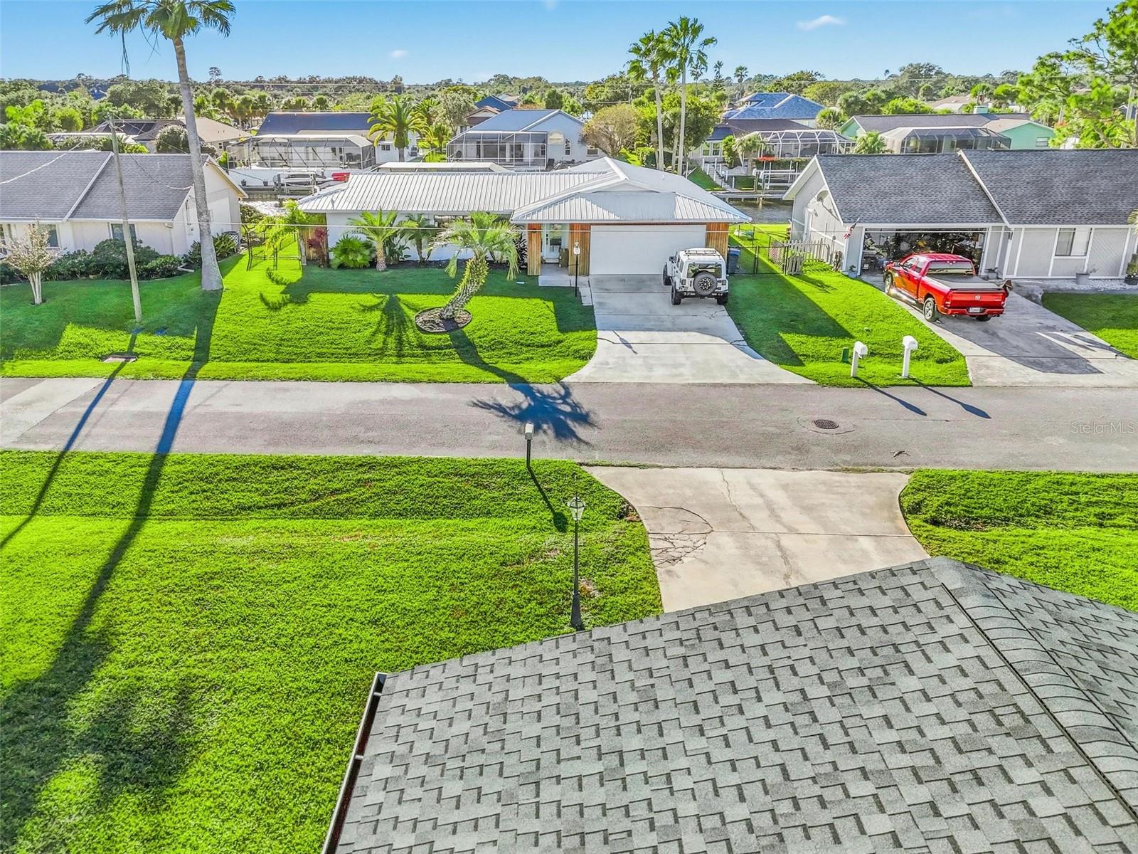 Image 61 of 63 For 7 Clarendon Court S