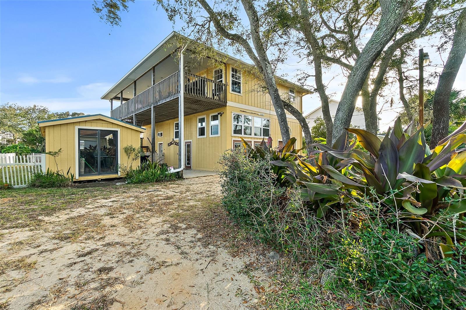 Image 28 of 30 For 32 Armand Beach Drive