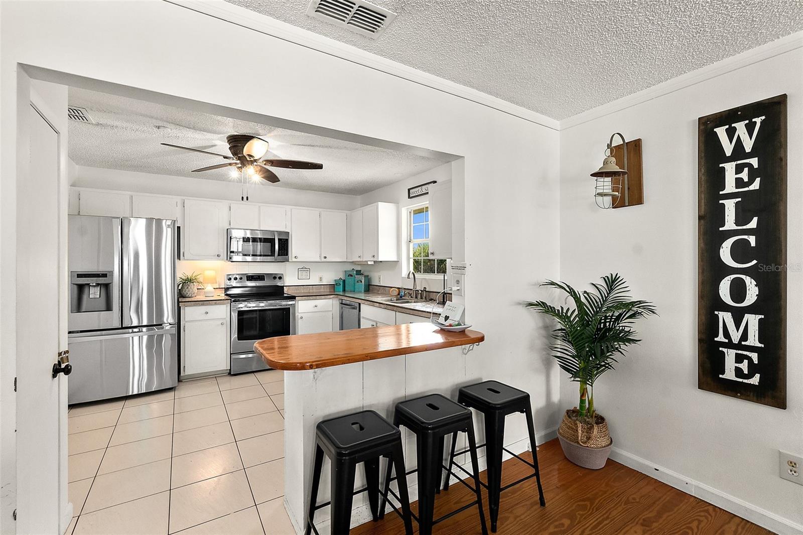 Image 5 of 30 For 32 Armand Beach Drive