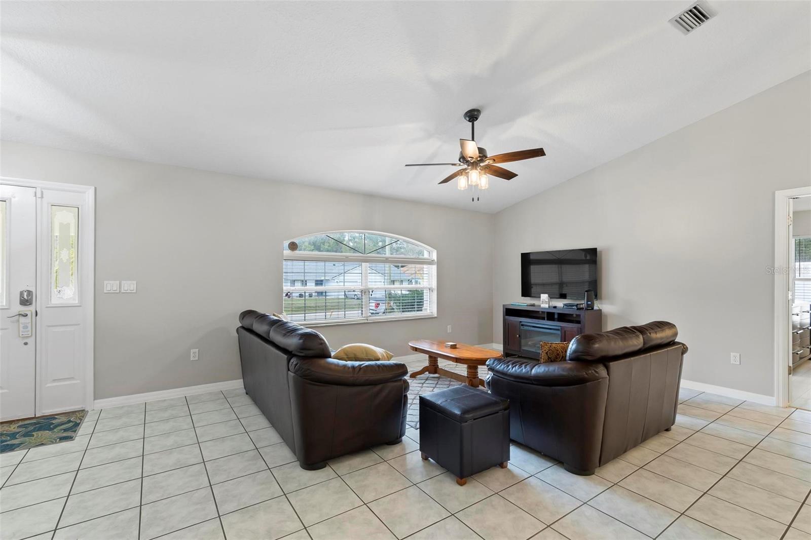 Image 13 of 58 For 61 Farmsworth Drive