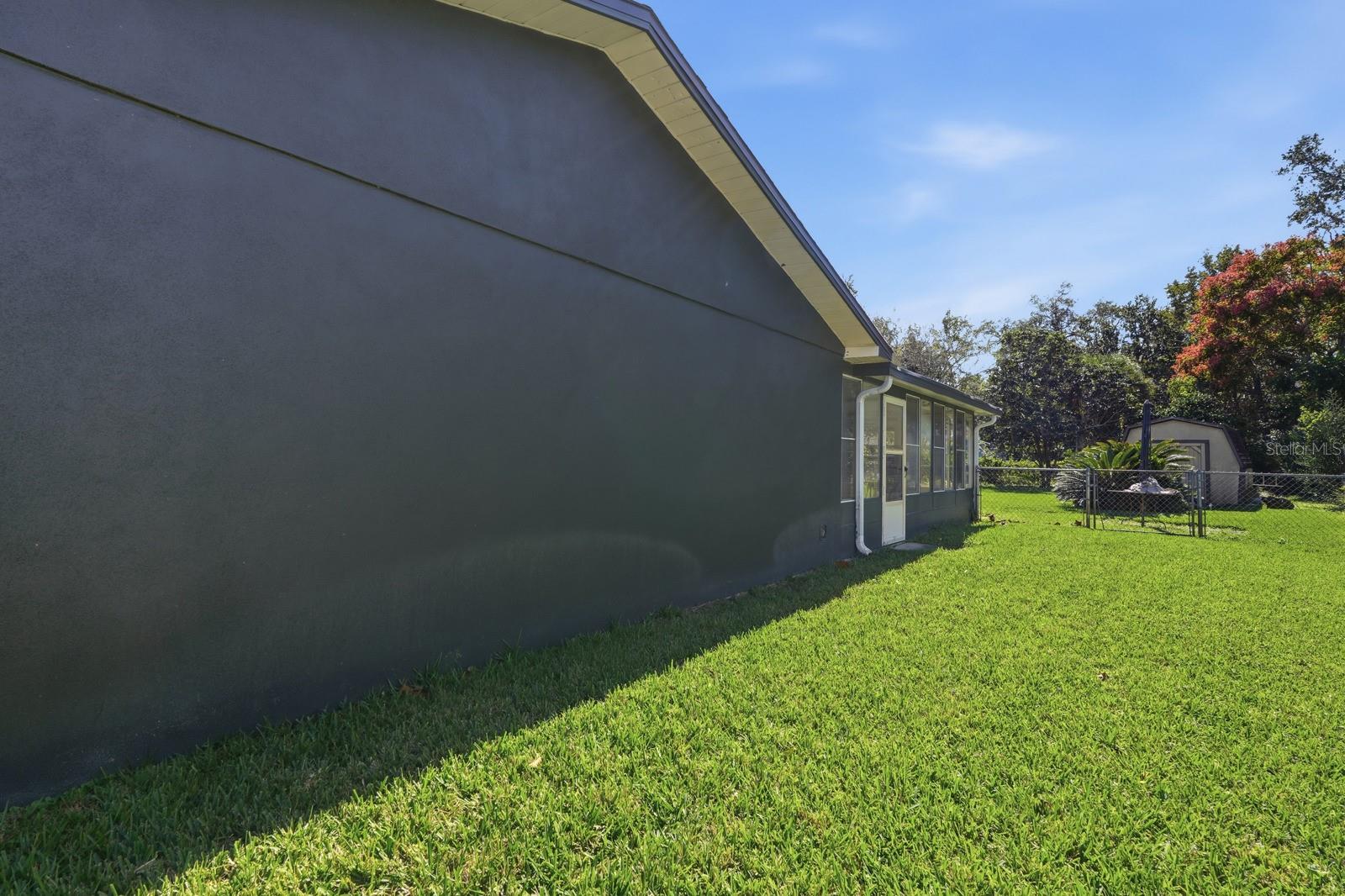 Image 27 of 36 For 932 Lora Street