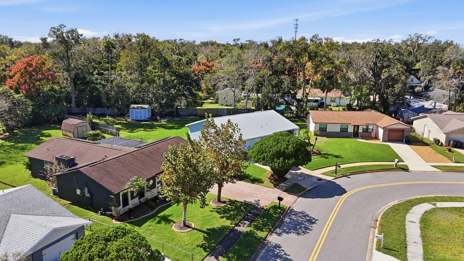 Image 33 of 36 For 932 Lora Street