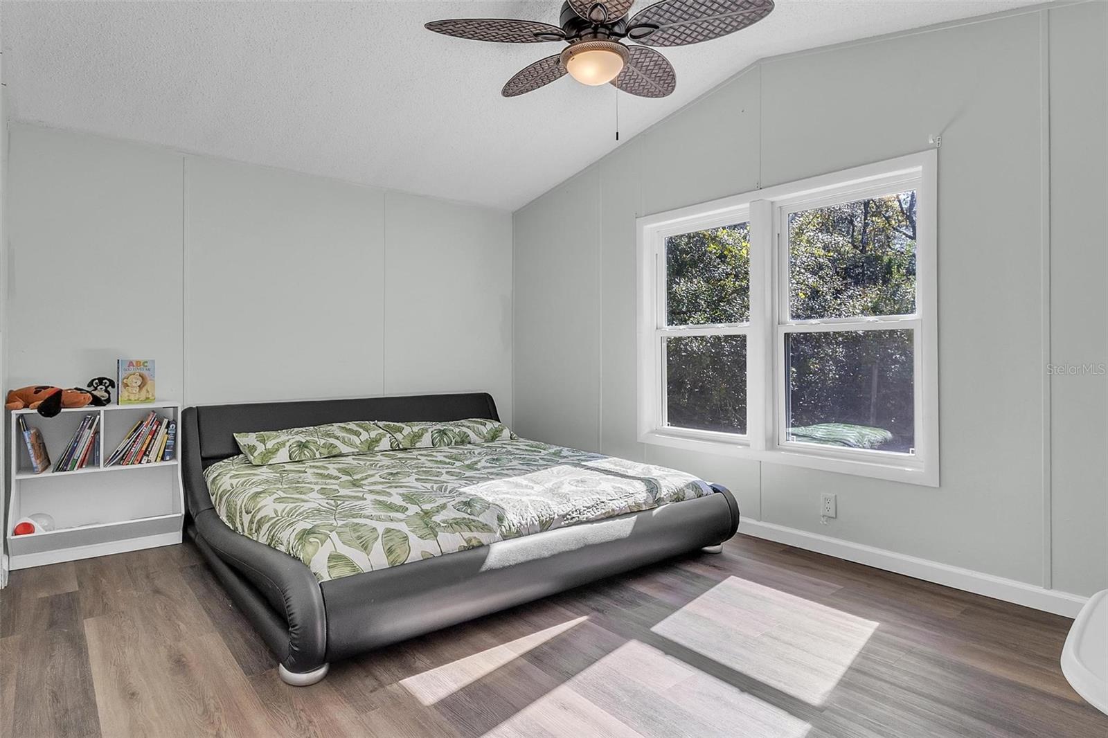 Image 17 of 36 For 112 Click Road