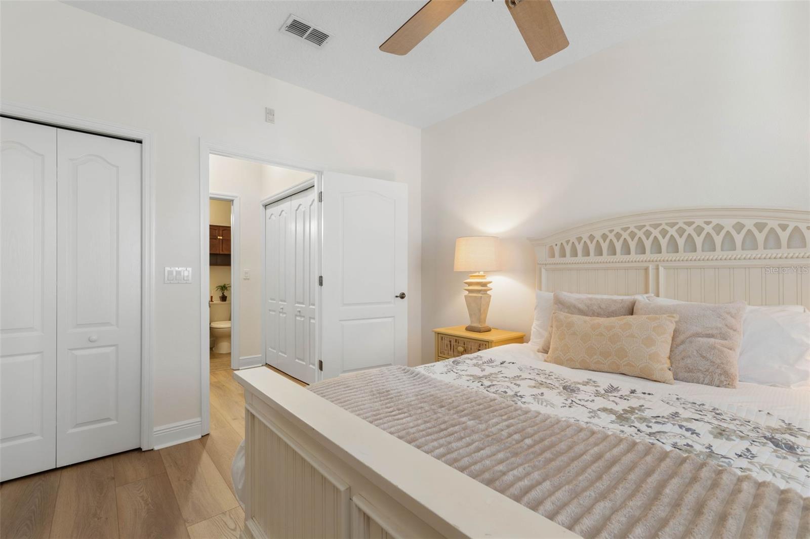 Image 37 of 78 For 55 Riverview Bend S 2033