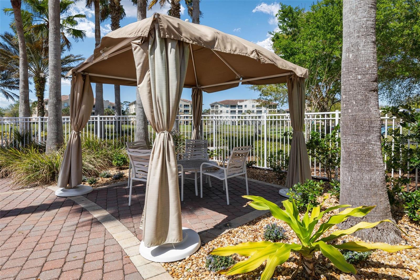 Image 56 of 78 For 55 Riverview Bend S 2033