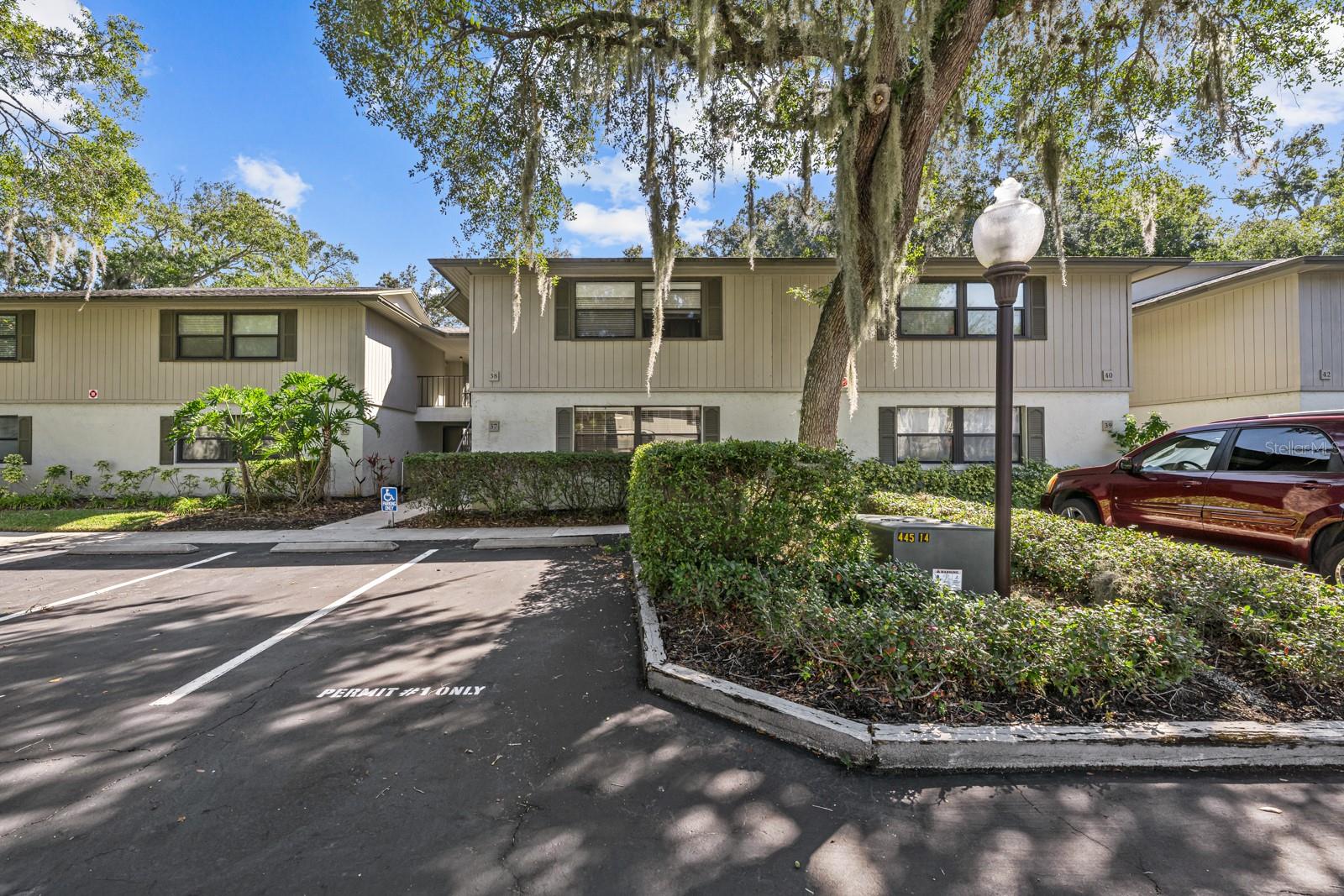 Image 33 of 51 For 37 Alcira Court 37