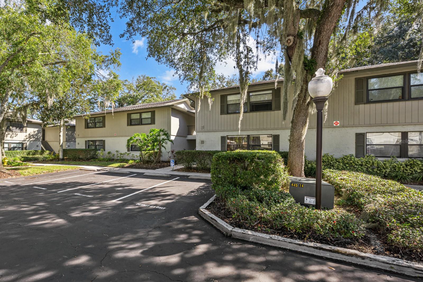 Image 34 of 51 For 37 Alcira Court 37