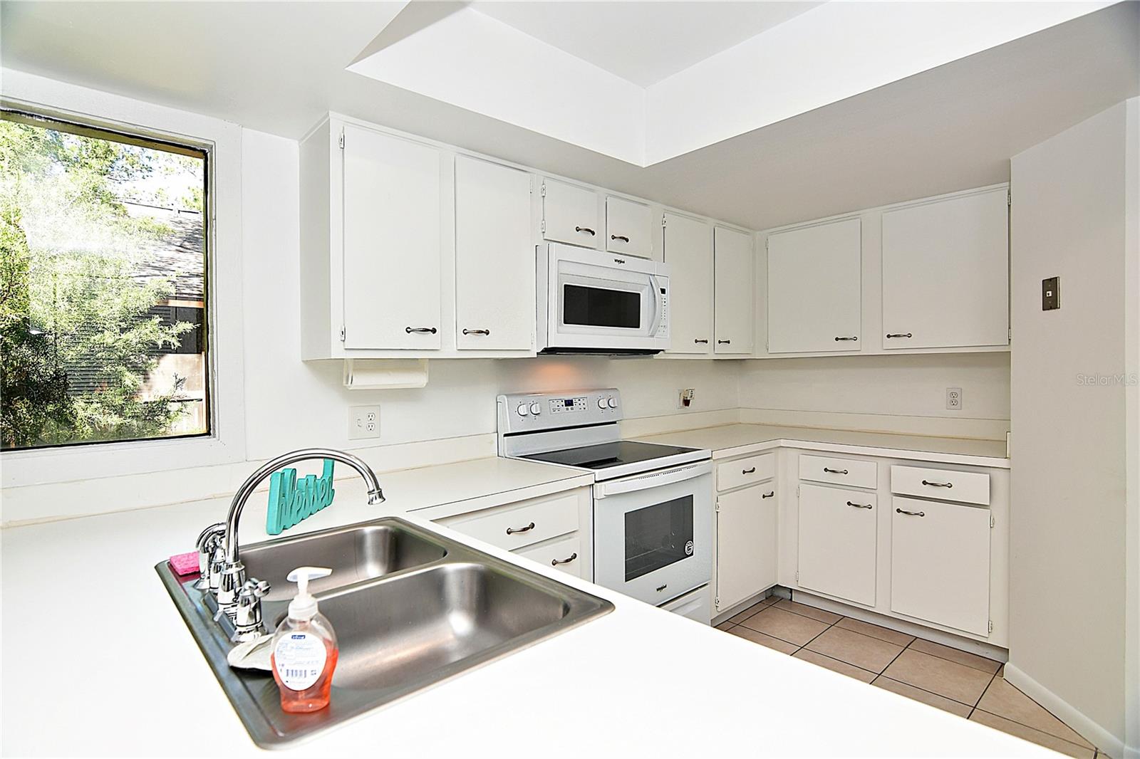 Image 13 of 30 For 36 Fairways Circle