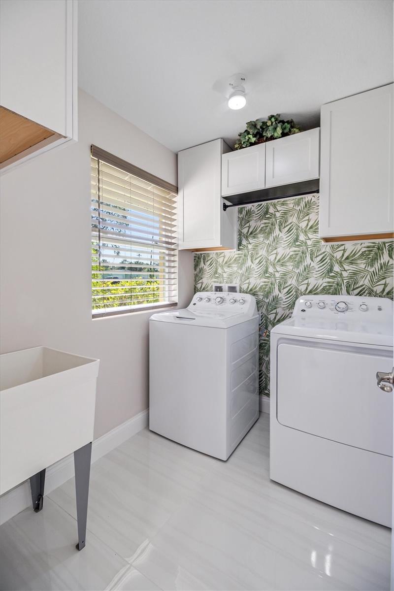 Image 12 of 36 For 53 Wilmette Avenue