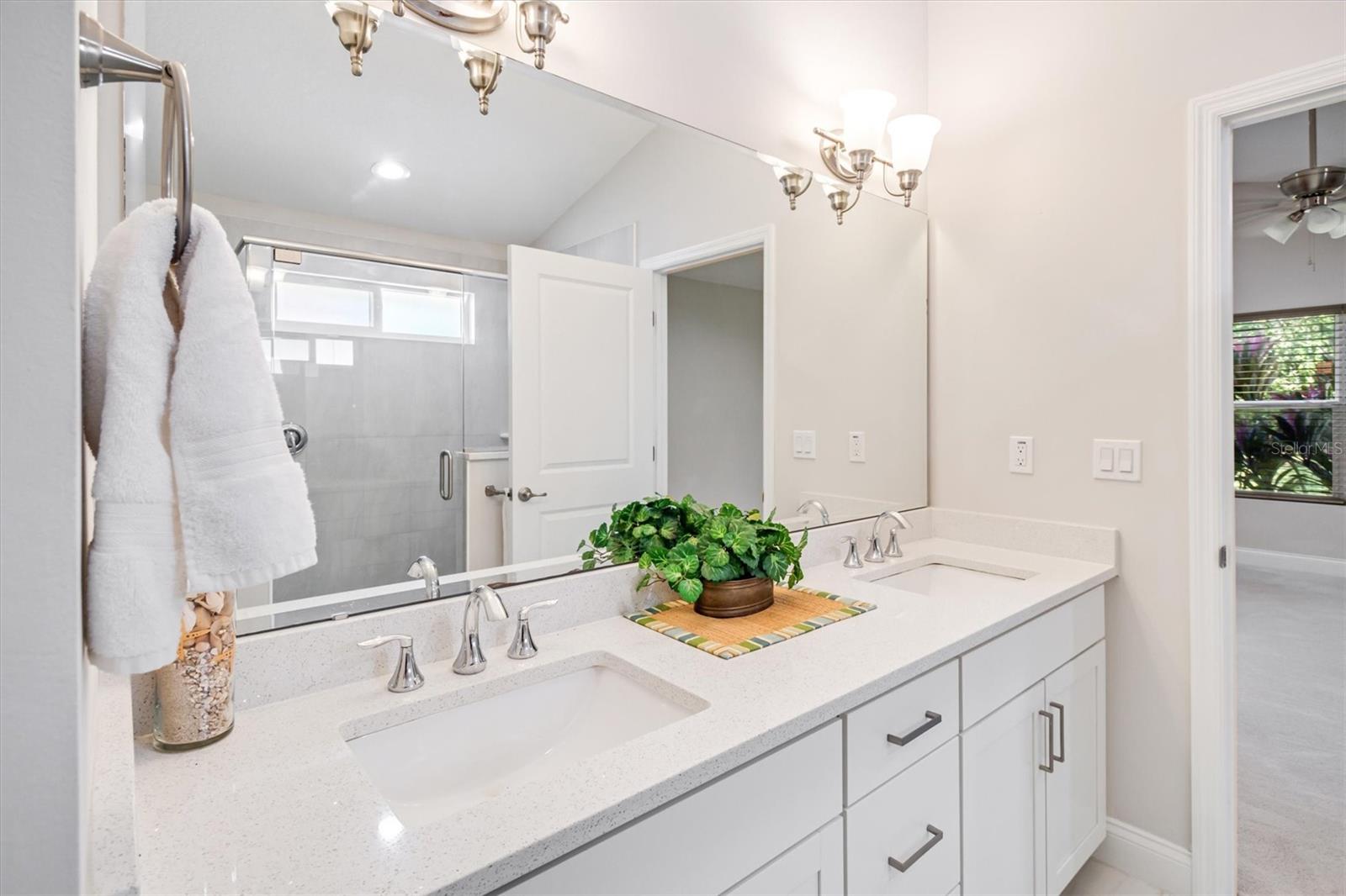 Image 29 of 36 For 53 Wilmette Avenue