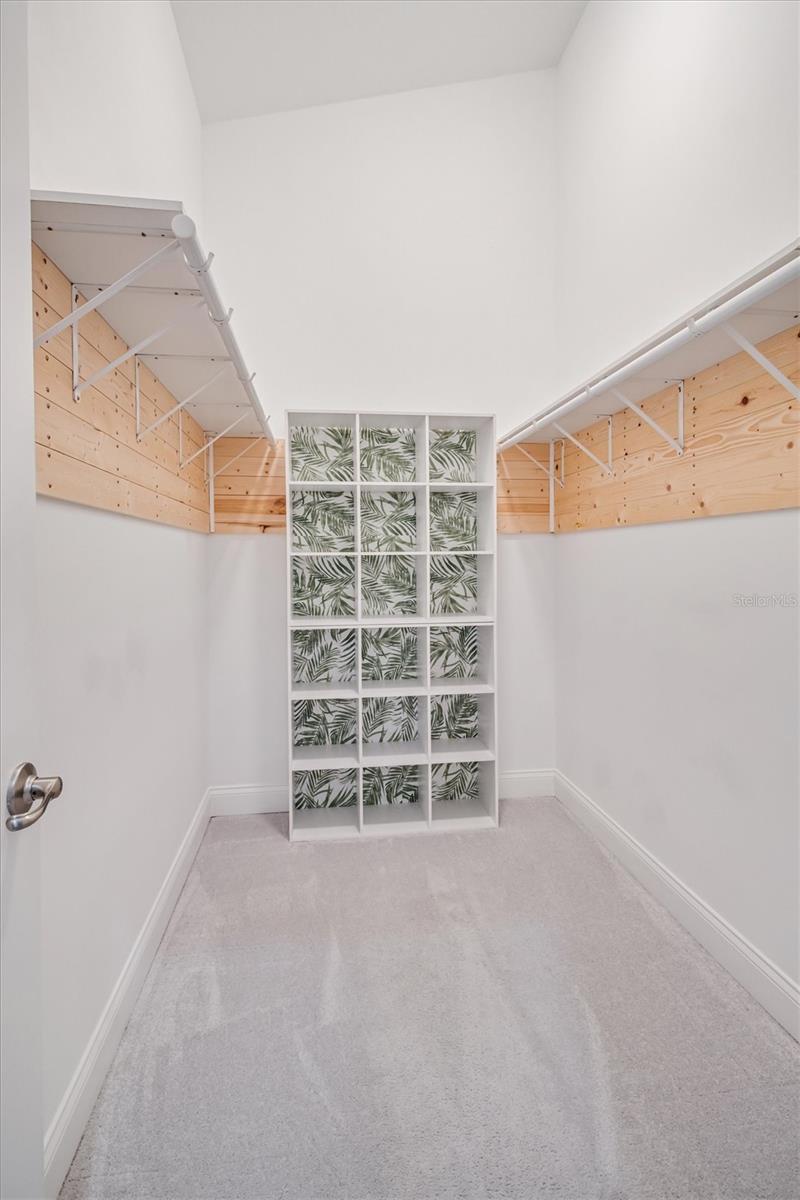 Image 30 of 36 For 53 Wilmette Avenue