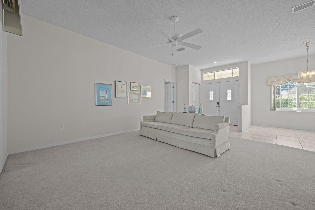 Image 11 of 67 For 28 Cedar Point Drive