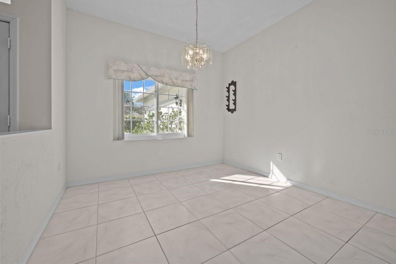 Image 9 of 67 For 28 Cedar Point Drive