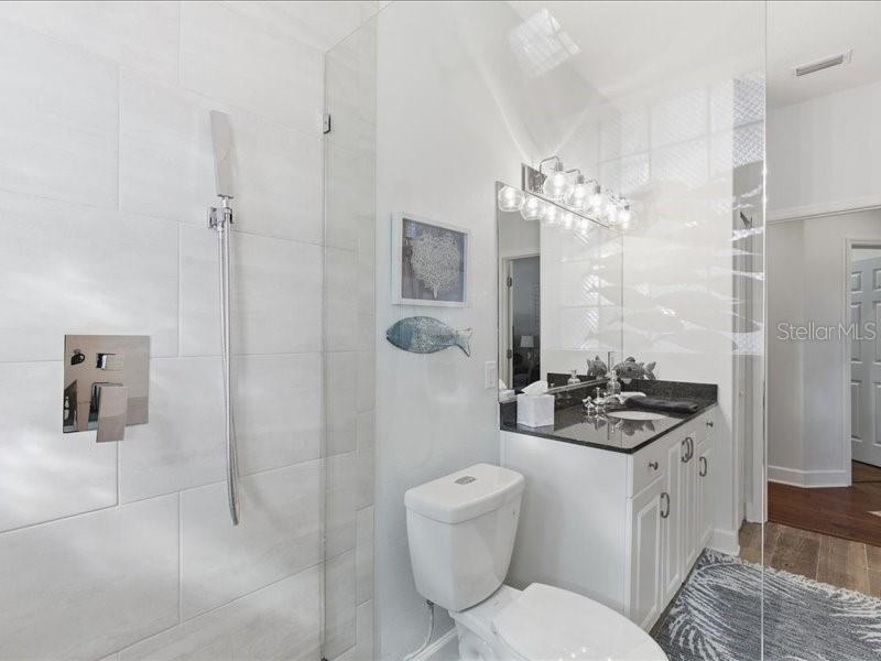 Image 11 of 78 For 121 Coquina Key Drive