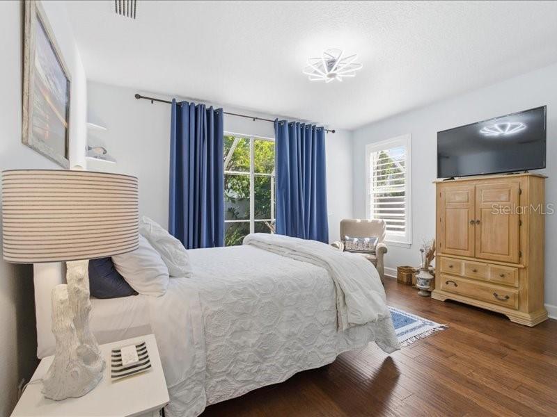 Image 12 of 78 For 121 Coquina Key Drive