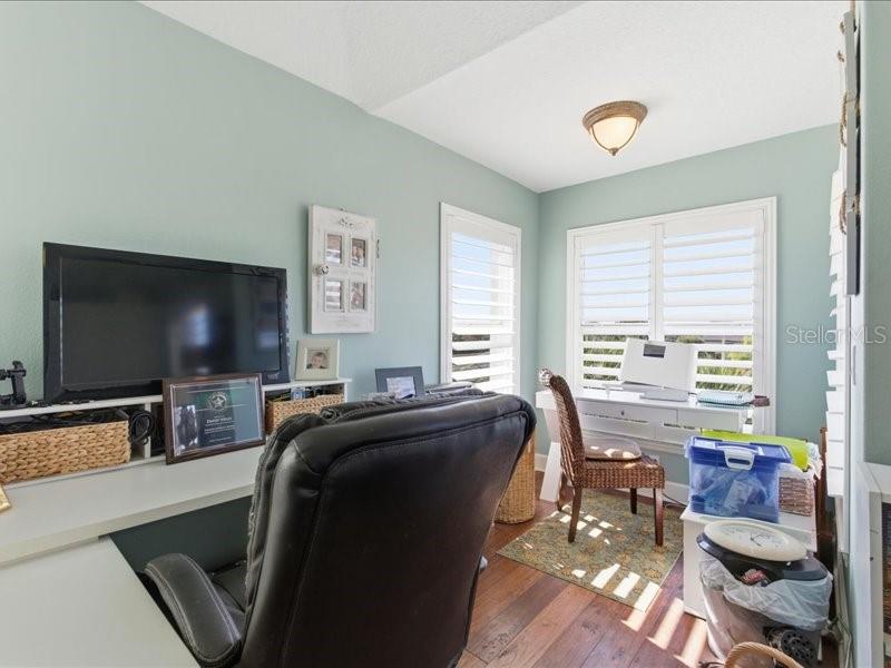 Image 43 of 78 For 121 Coquina Key Drive