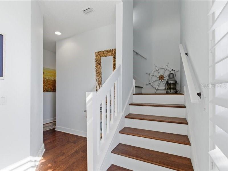 Image 7 of 78 For 121 Coquina Key Drive