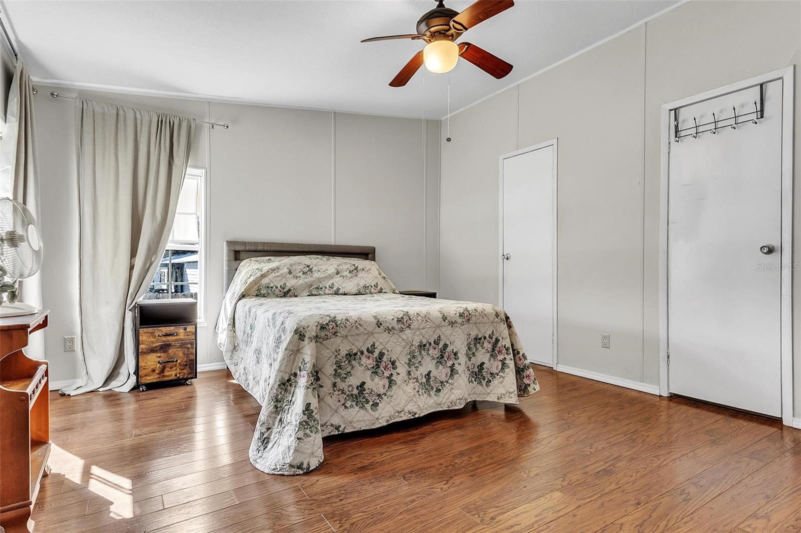 Image 14 of 23 For 141 Cherokee Drive