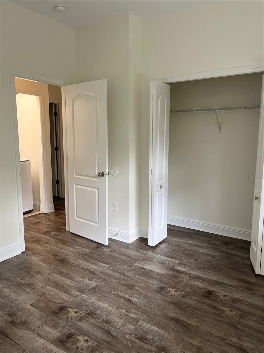 Image 19 of 27 For 200 Riverview Bend S 921