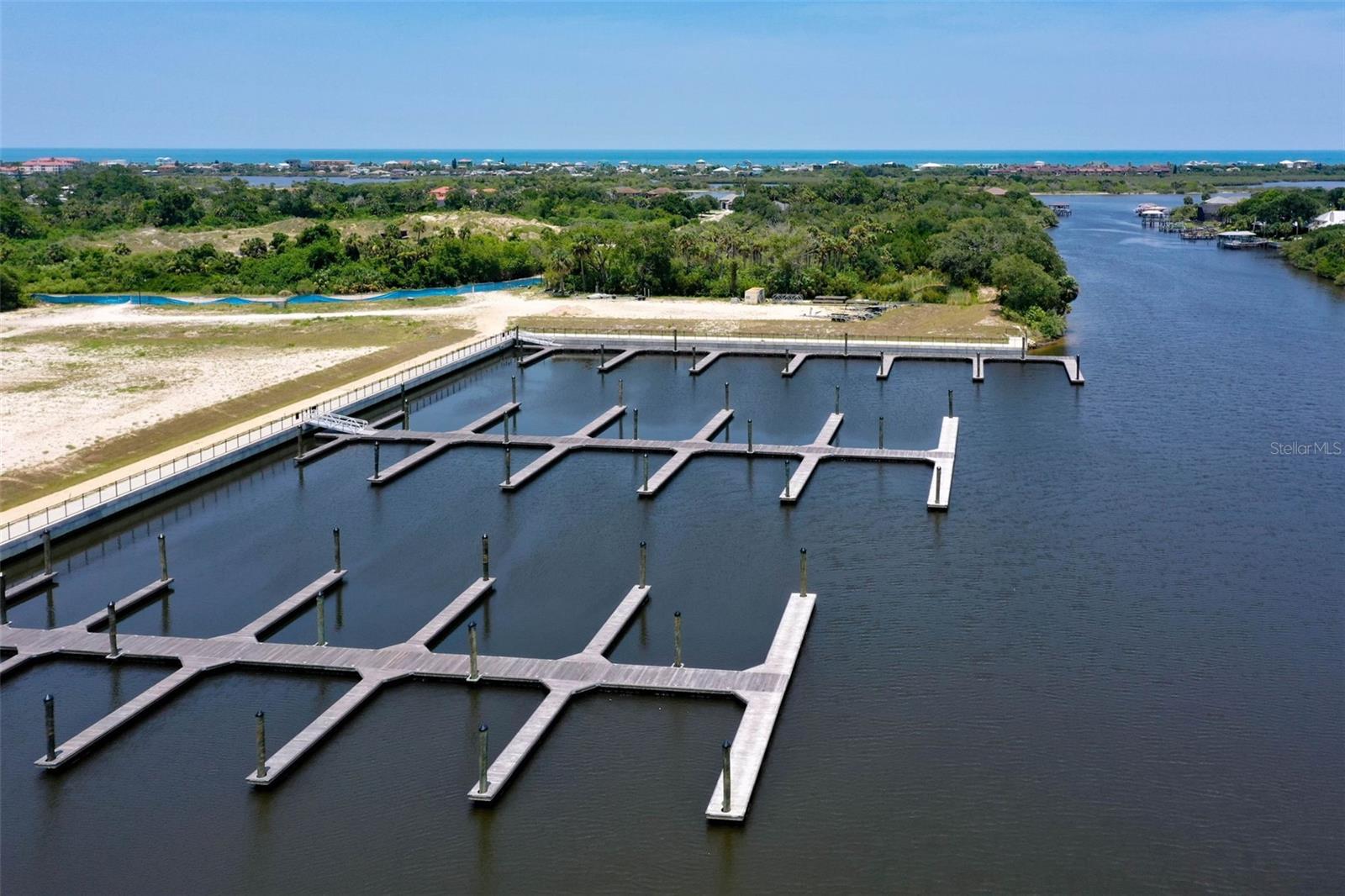 Image 12 of 25 For 10 Rio Vista Drive