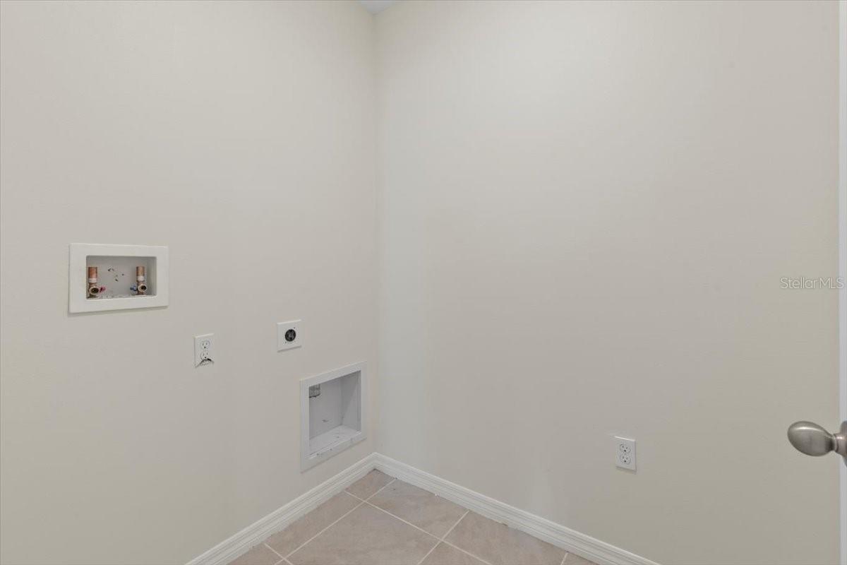 Image 11 of 57 For 205 Old Mill Pond Road