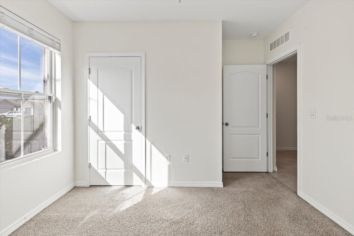 Image 7 of 57 For 205 Old Mill Pond Road