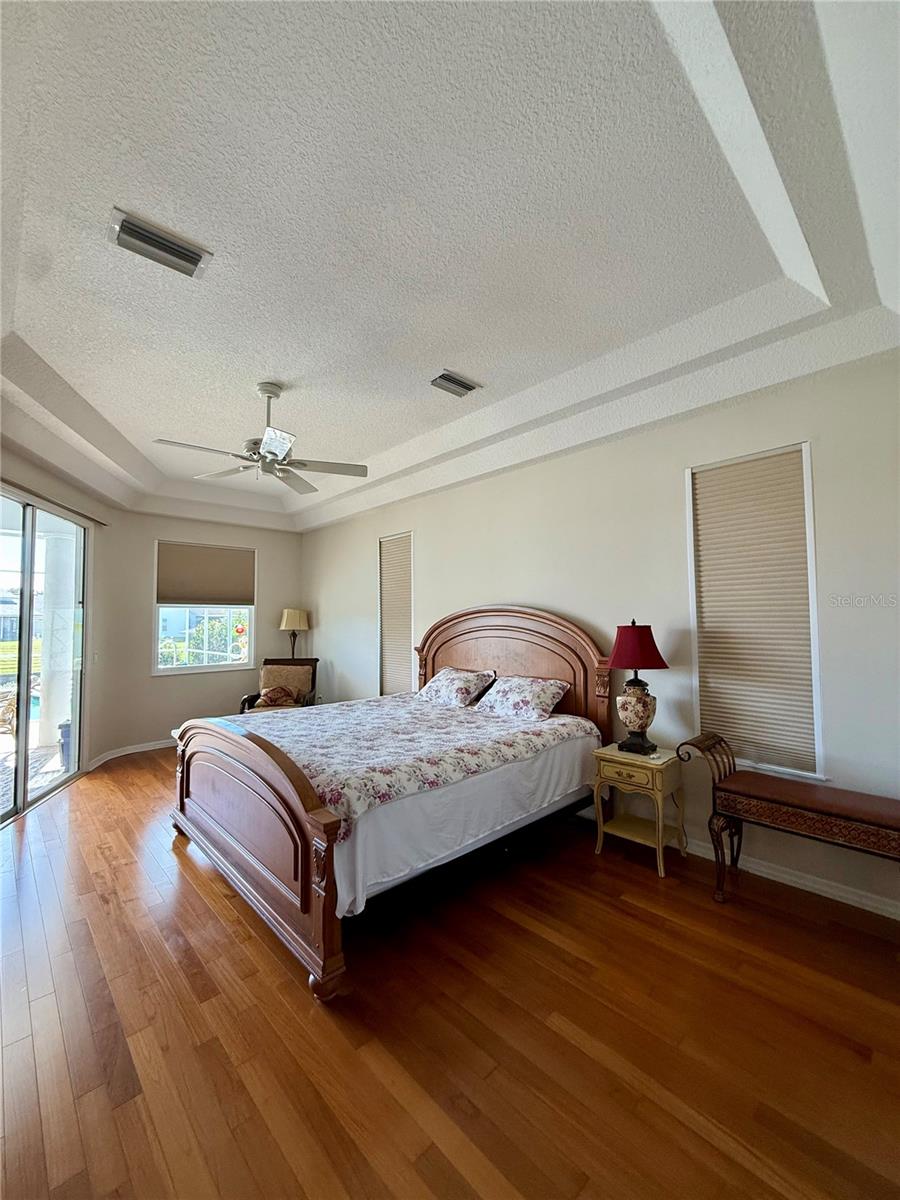 Image 14 of 26 For 4 Cherry Court