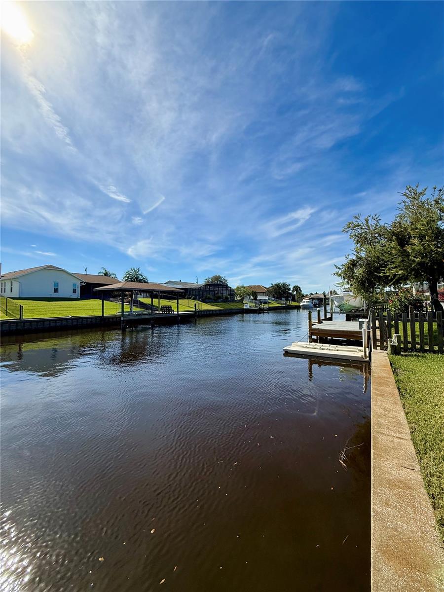 Image 22 of 26 For 4 Cherry Court