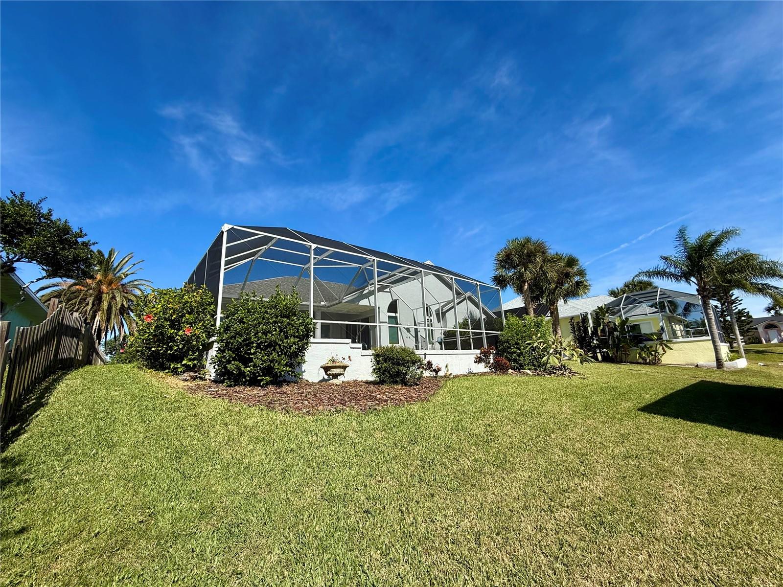 Image 23 of 26 For 4 Cherry Court