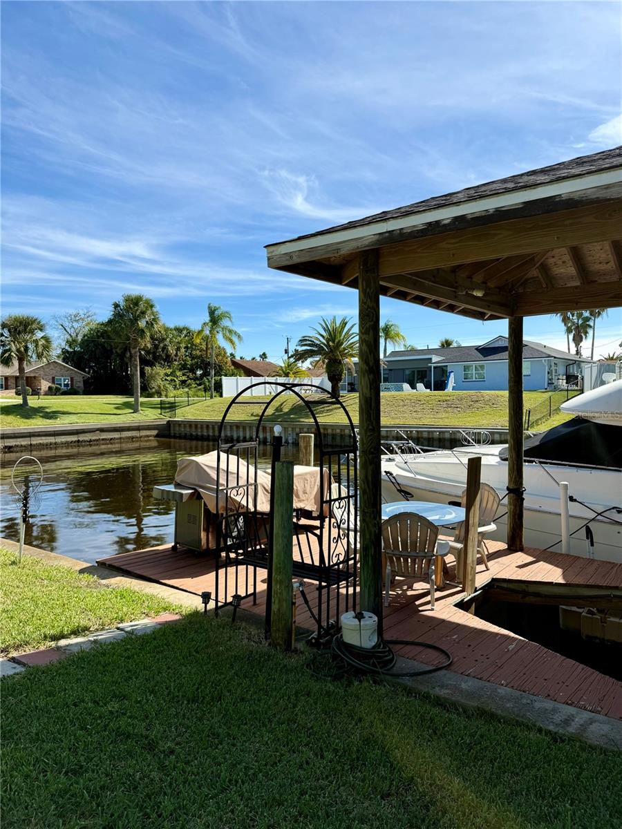 Image 25 of 26 For 4 Cherry Court