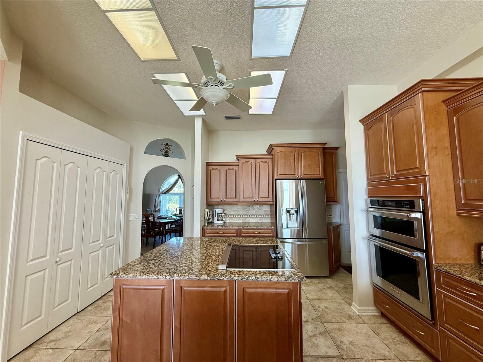 Image 8 of 26 For 4 Cherry Court