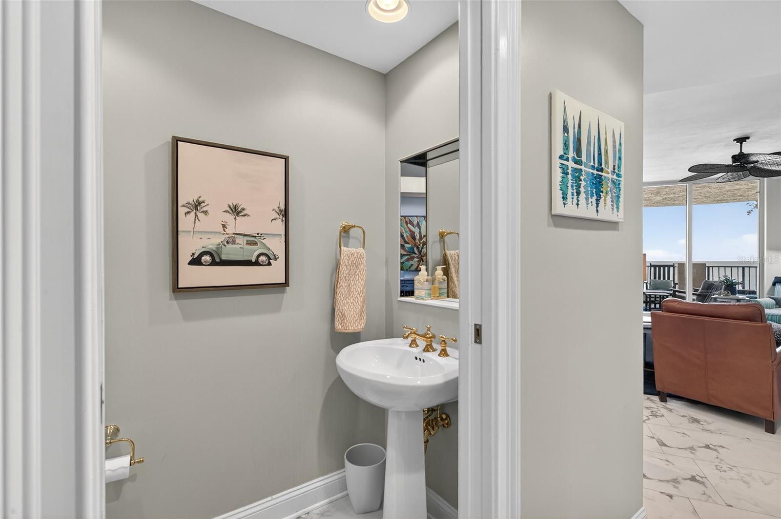 Image 27 of 82 For 7 Avenue De La Mer  605