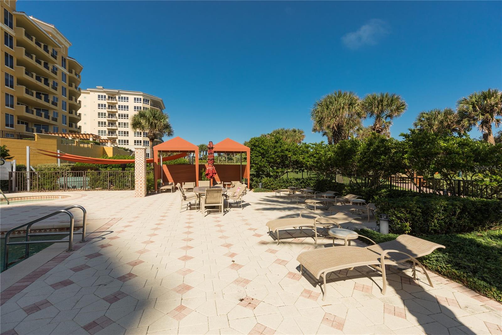 Image 61 of 82 For 7 Avenue De La Mer  605