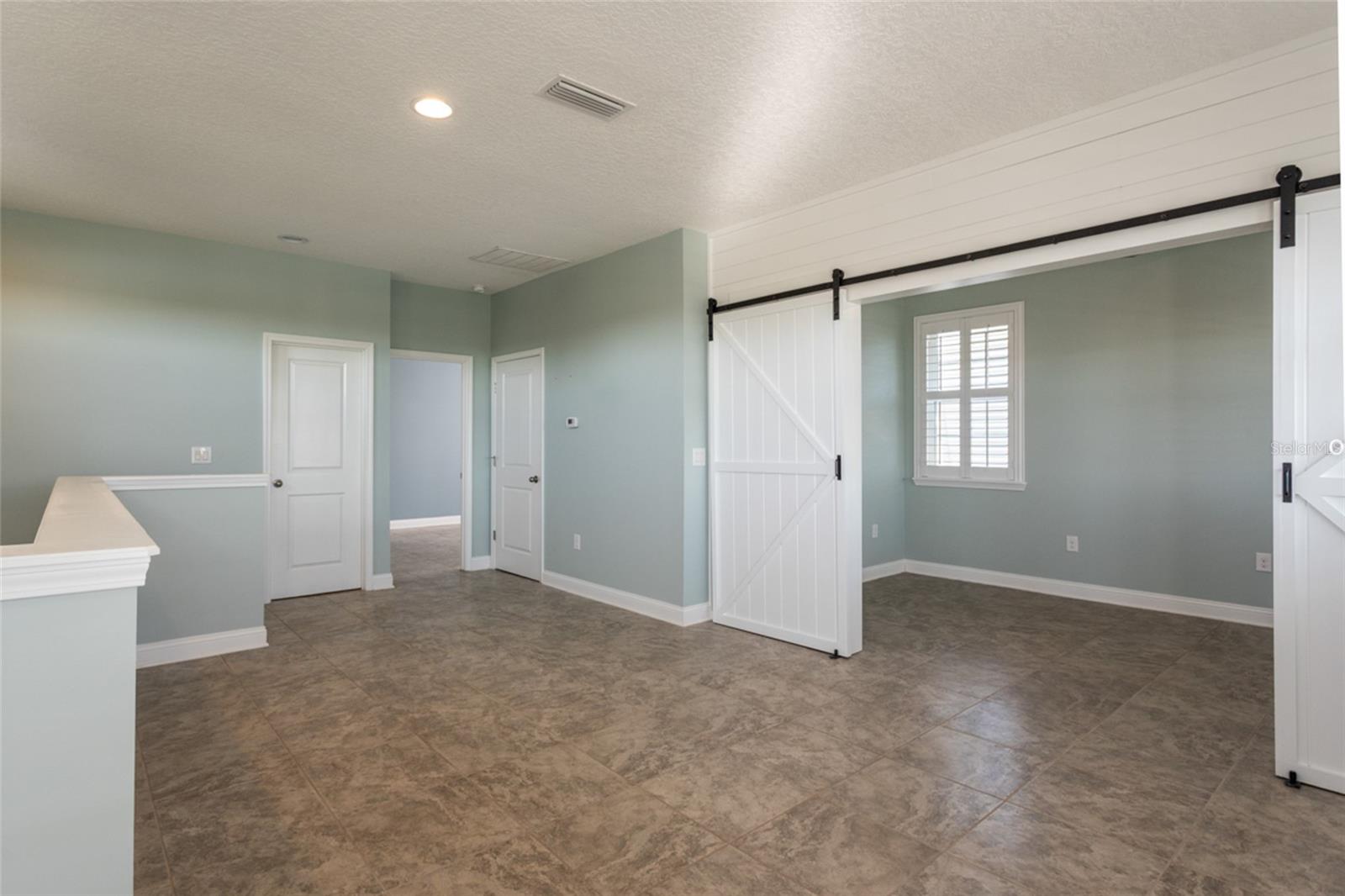 Image 23 of 65 For 8 Laughing Gull Lane