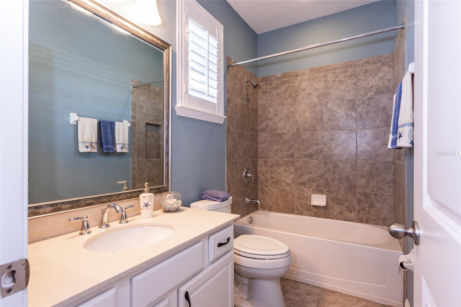 Image 35 of 65 For 8 Laughing Gull Lane