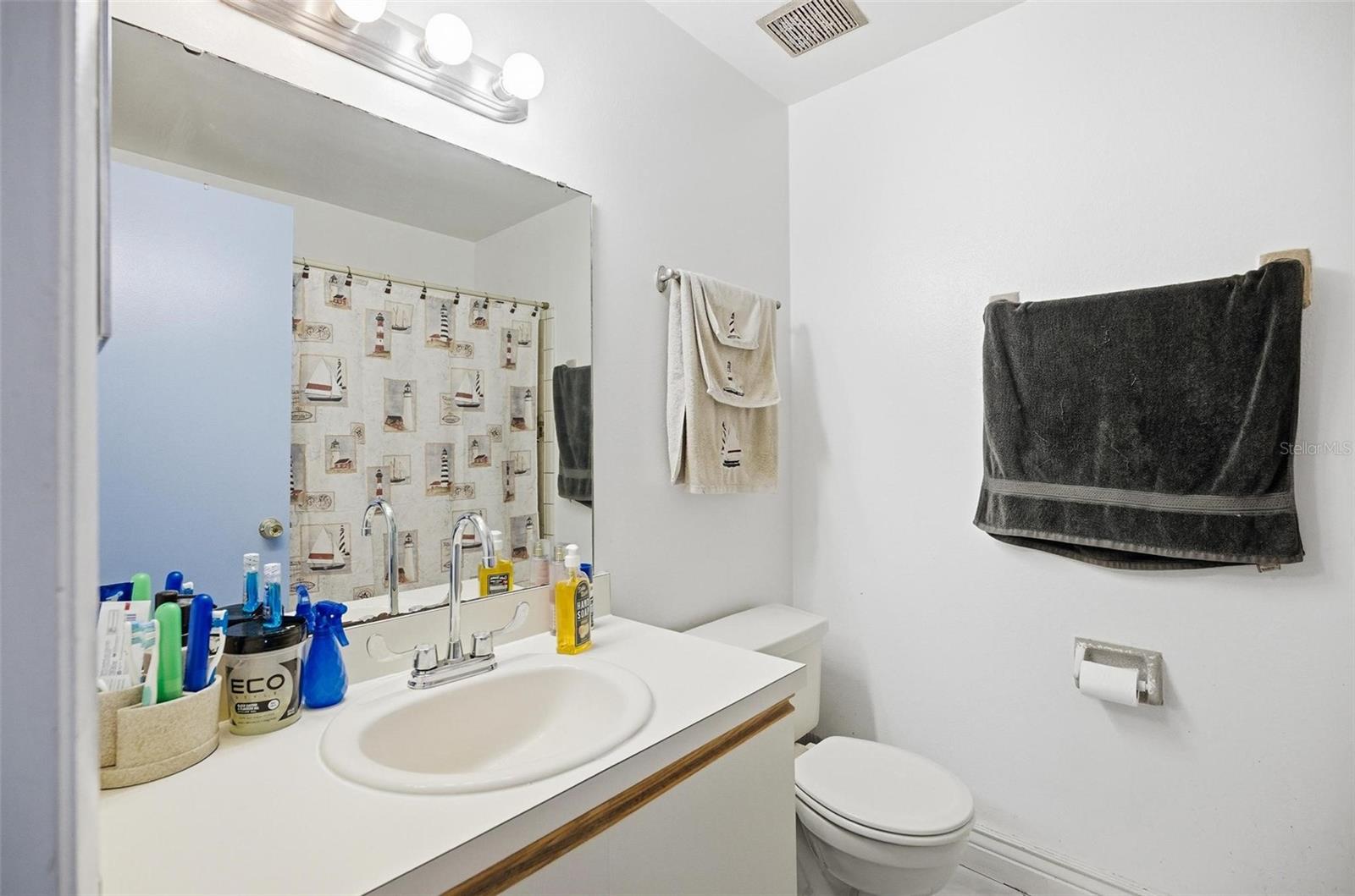 Image 14 of 40 For 5311 Barefoot Path