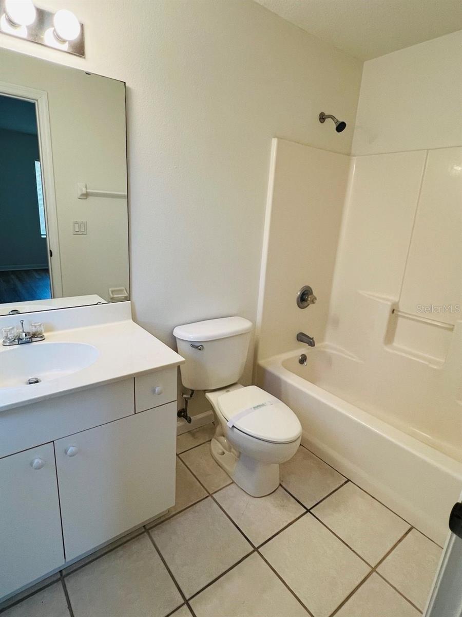 Image 7 of 7 For 78 Plain View Drive B