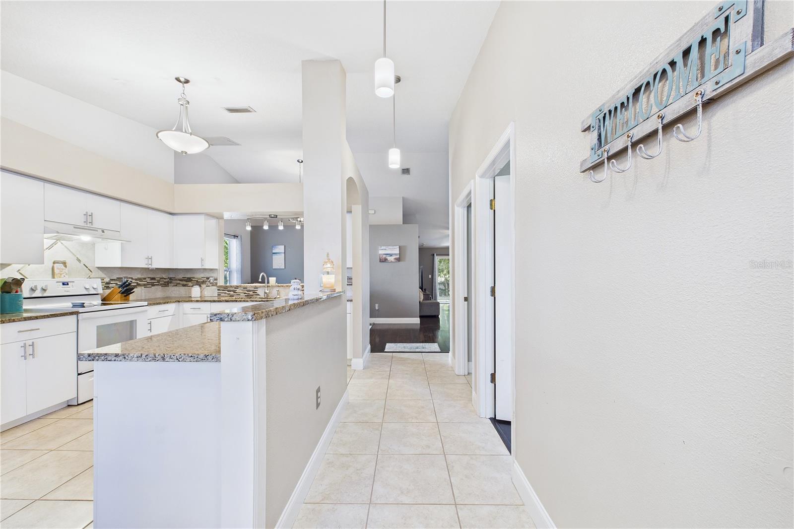 Image 15 of 93 For 1031 Grand Hickory Circle