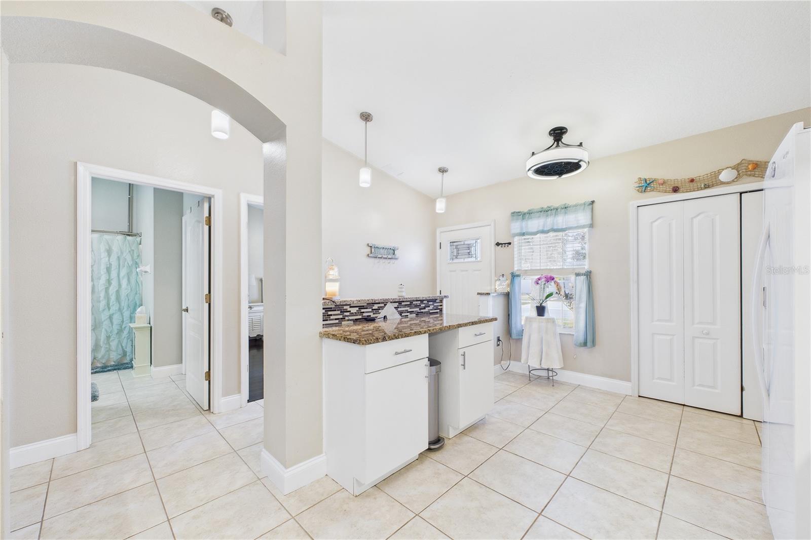 Image 19 of 93 For 1031 Grand Hickory Circle