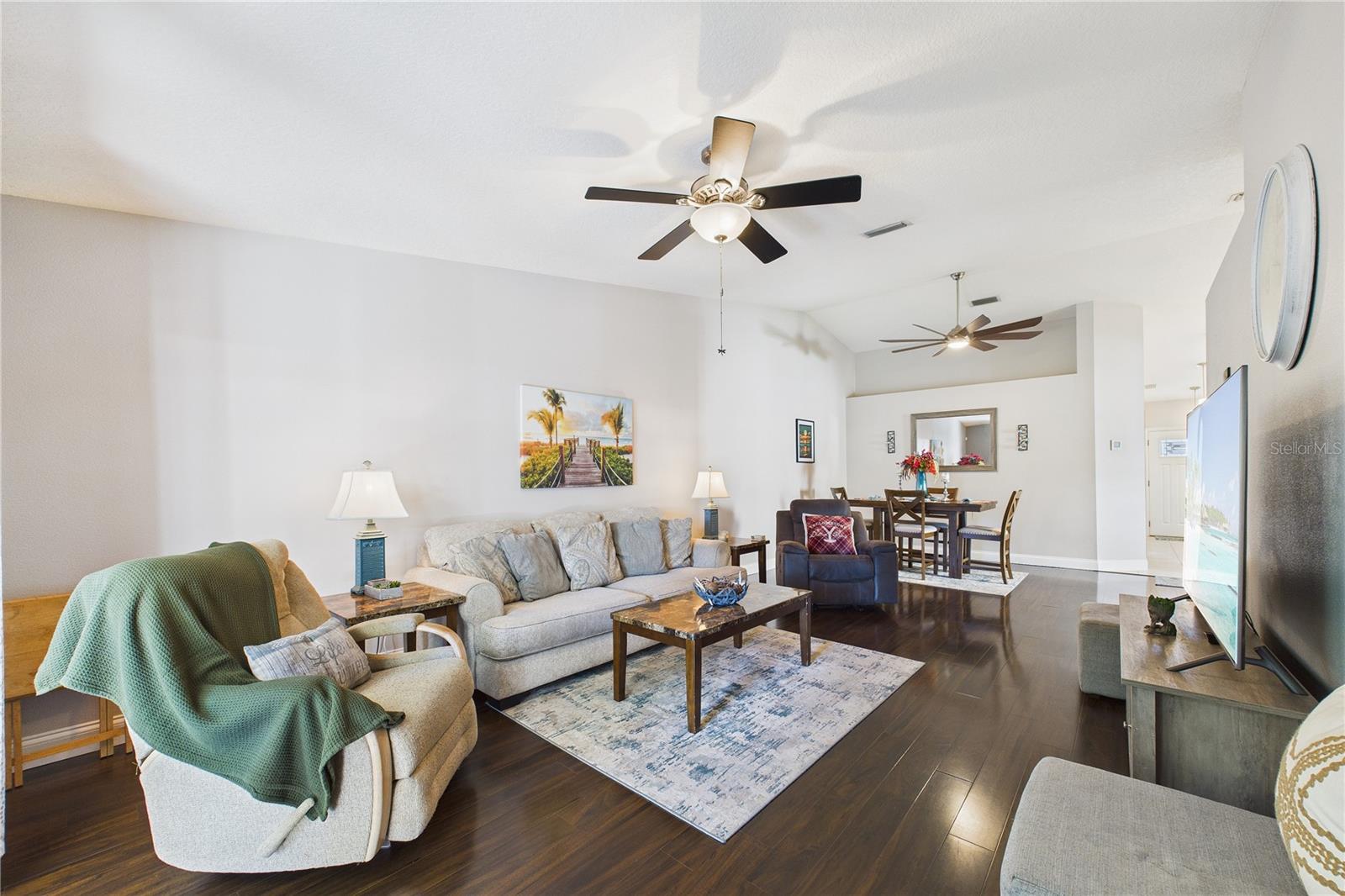 Image 21 of 93 For 1031 Grand Hickory Circle