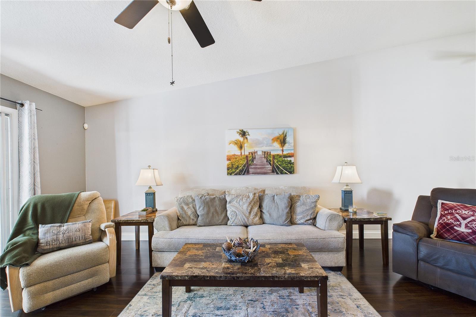 Image 25 of 93 For 1031 Grand Hickory Circle