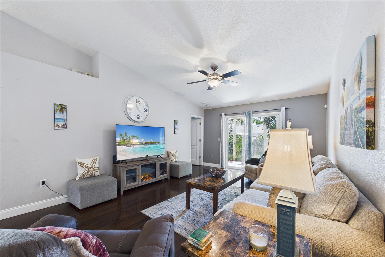 Image 29 of 93 For 1031 Grand Hickory Circle