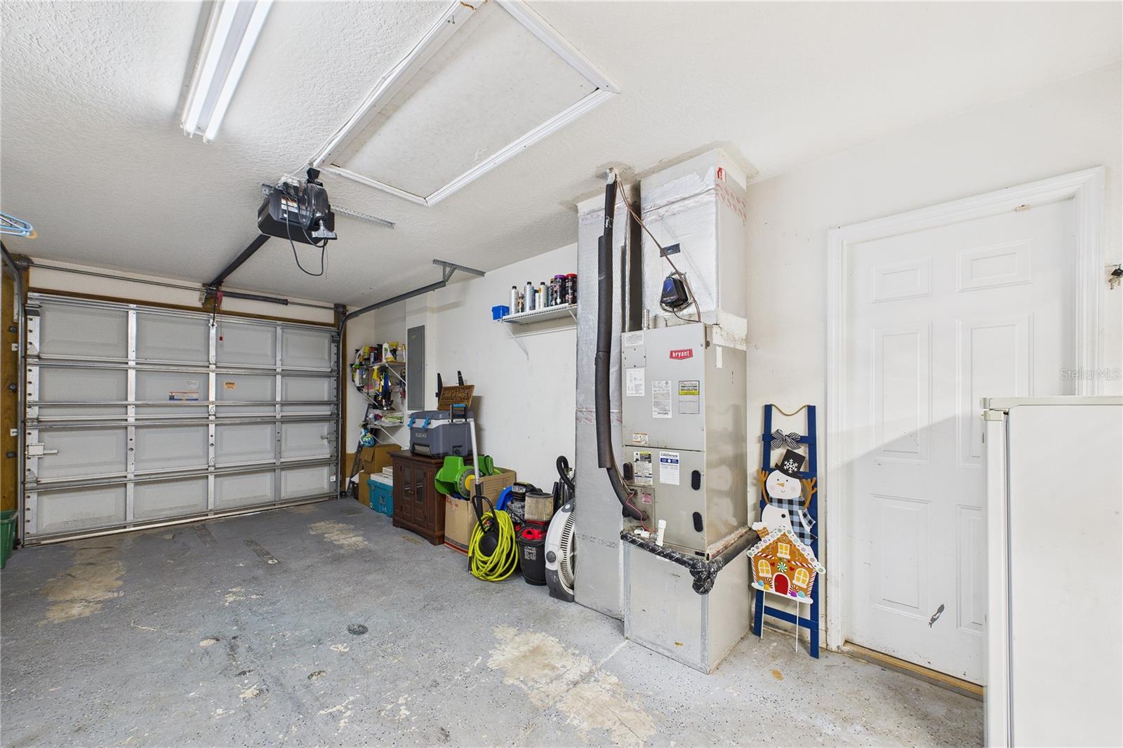 Image 65 of 93 For 1031 Grand Hickory Circle