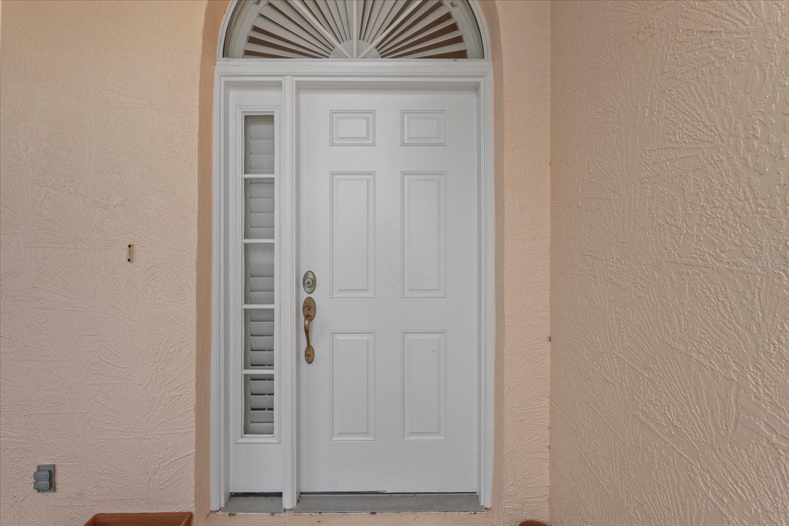 Image 14 of 46 For 7 Beachside Drive