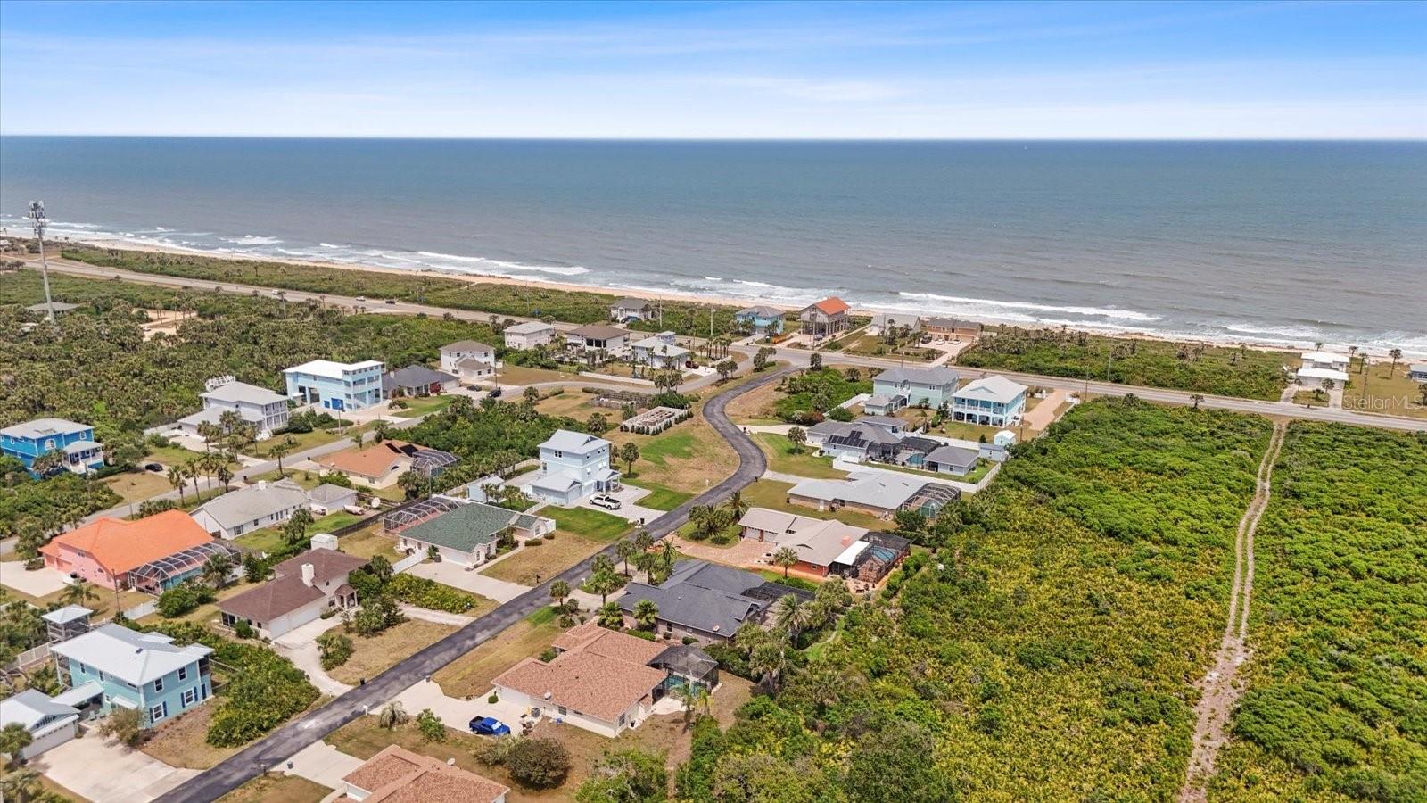 Image 4 of 46 For 7 Beachside Drive