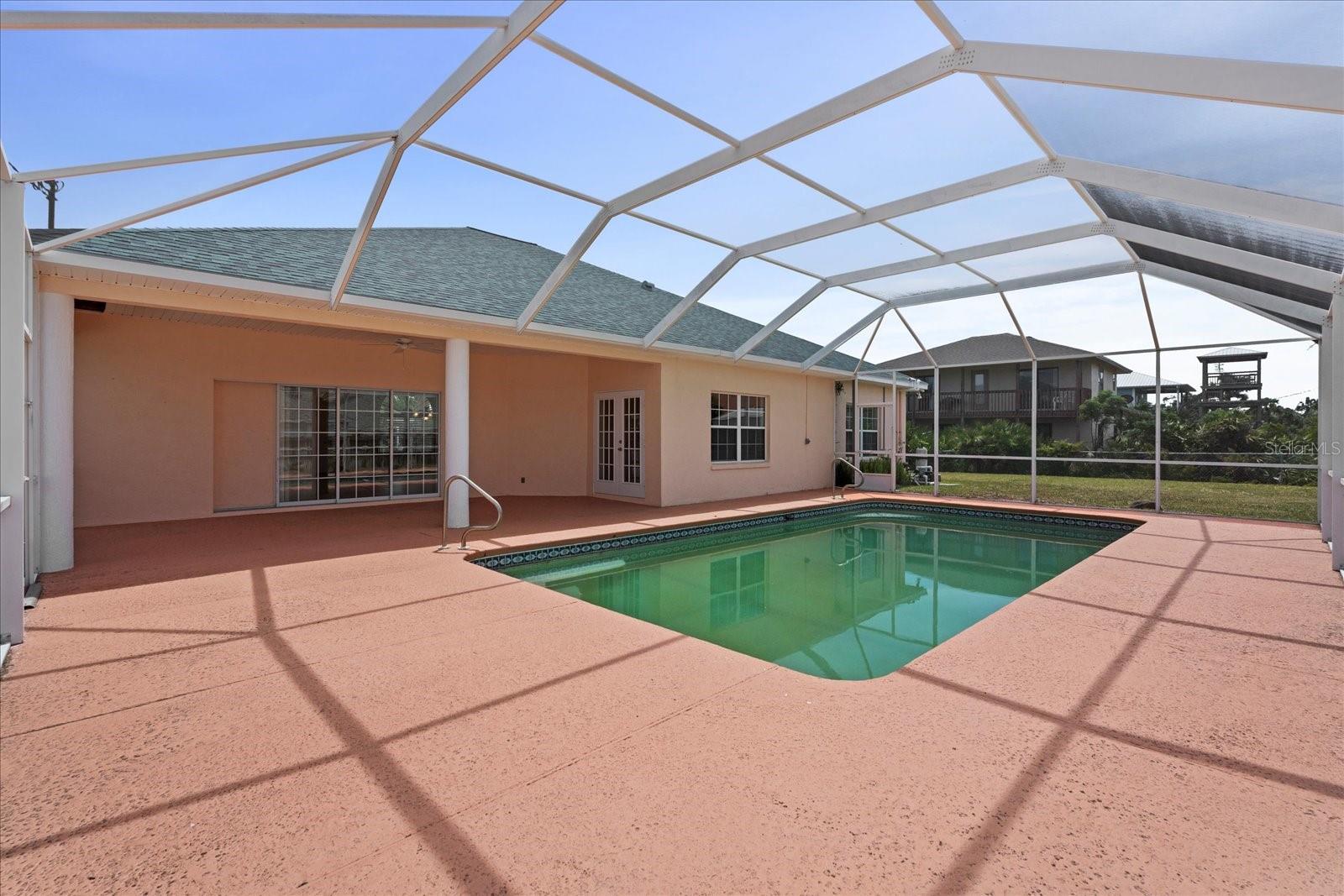 Image 40 of 46 For 7 Beachside Drive