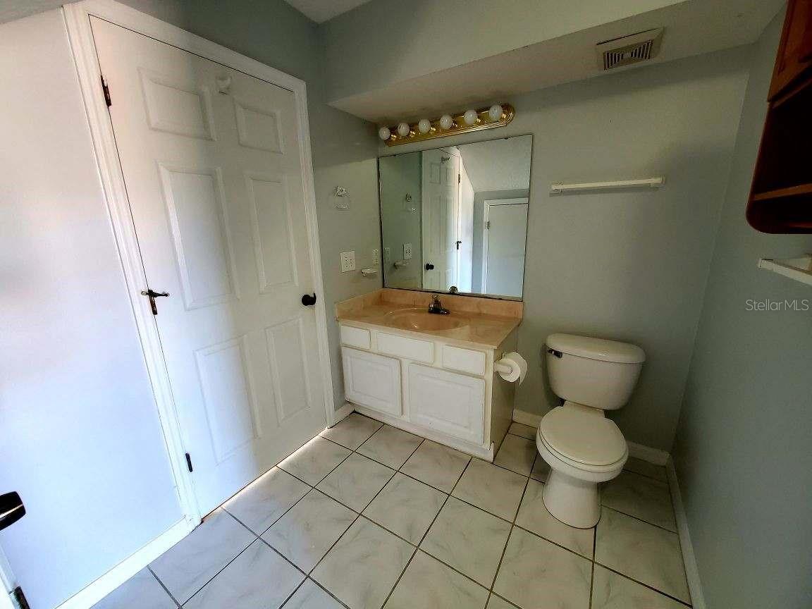 Image 11 of 19 For 75 Atlantic Oaks Circle B