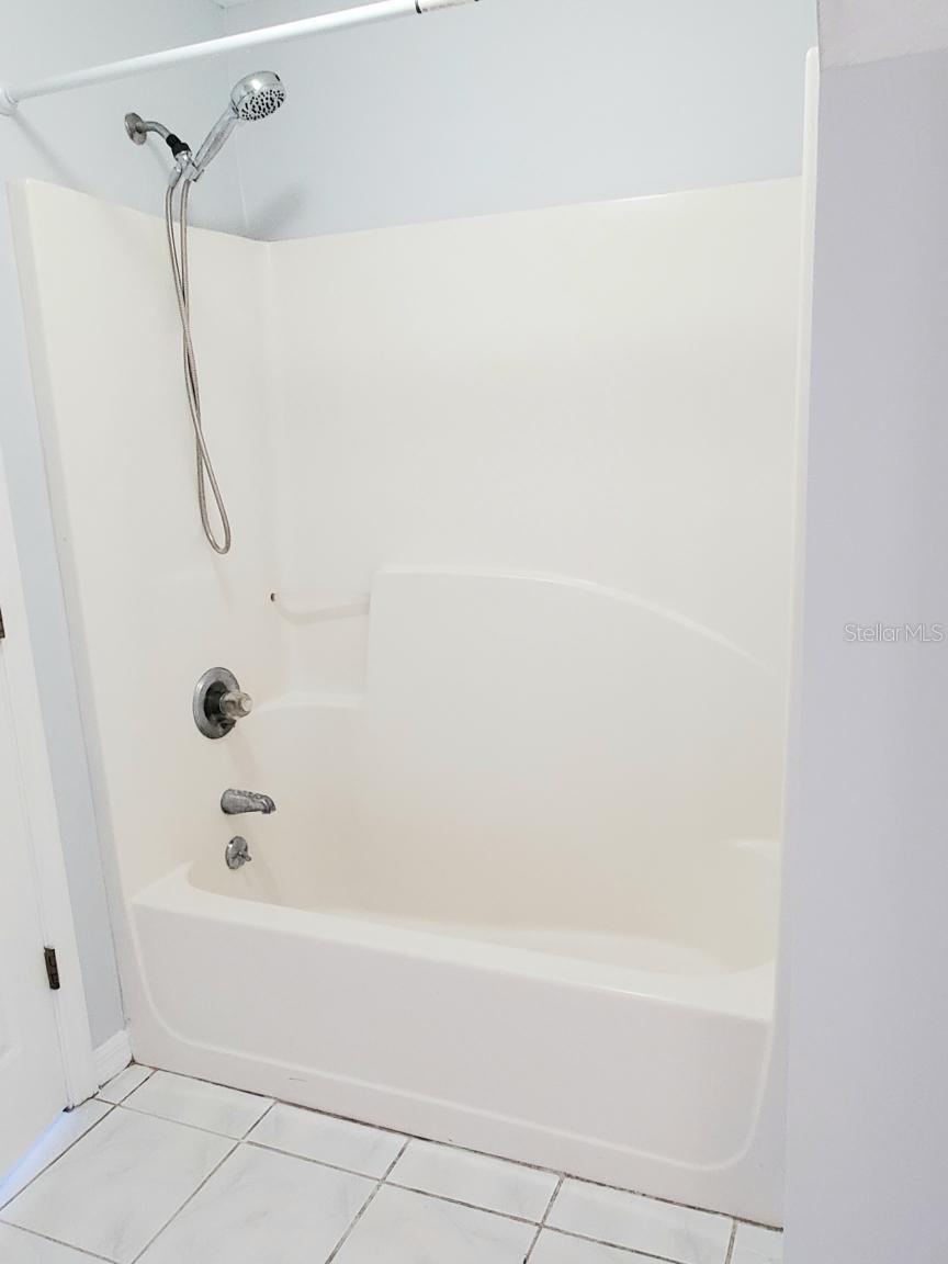 Image 12 of 19 For 75 Atlantic Oaks Circle B