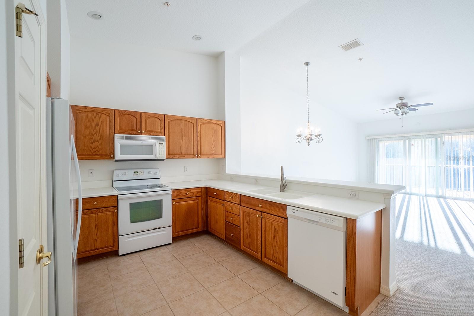 Image 26 of 60 For 1000 Canopy Walk Lane 1034